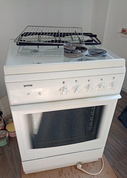 Aragaz Gorenje 4 arzatoare, aprindere electrica, gaz, wok, 60 cm, alb