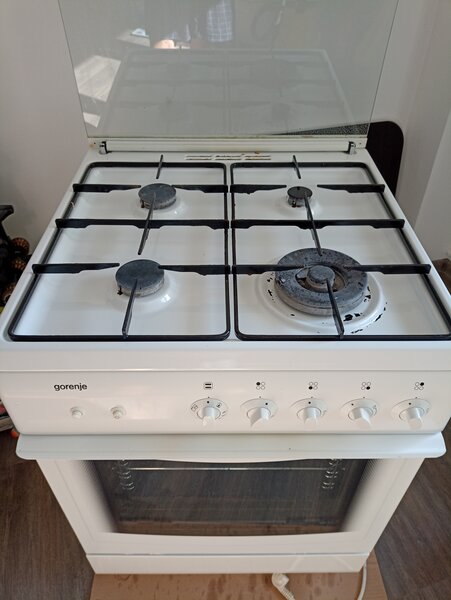 Aragaz Gorenje 4 arzatoare, aprindere electrica, gaz, wok, 60 cm, alb