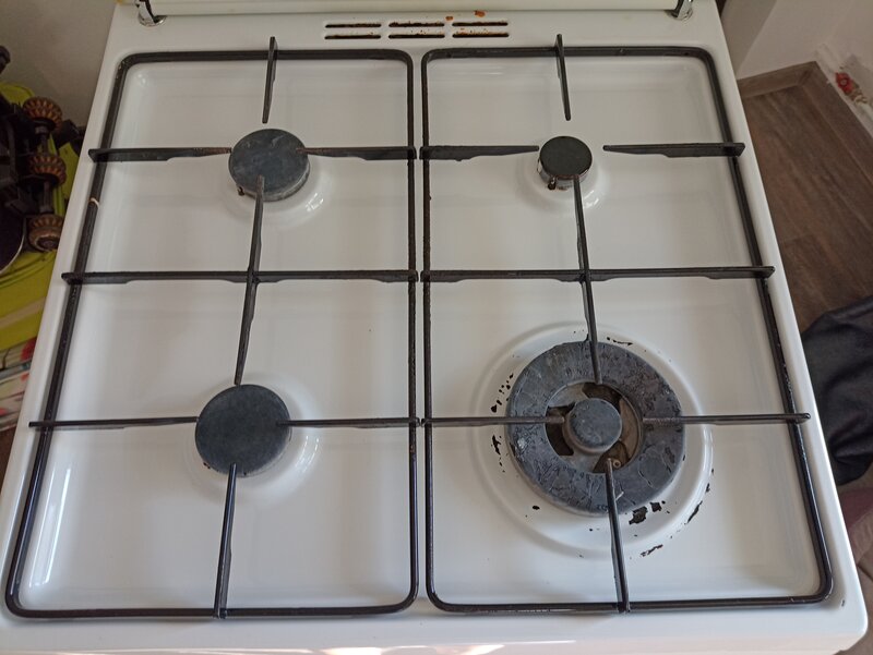 Aragaz Gorenje 4 arzatoare, aprindere electrica, gaz, wok, 60 cm, alb